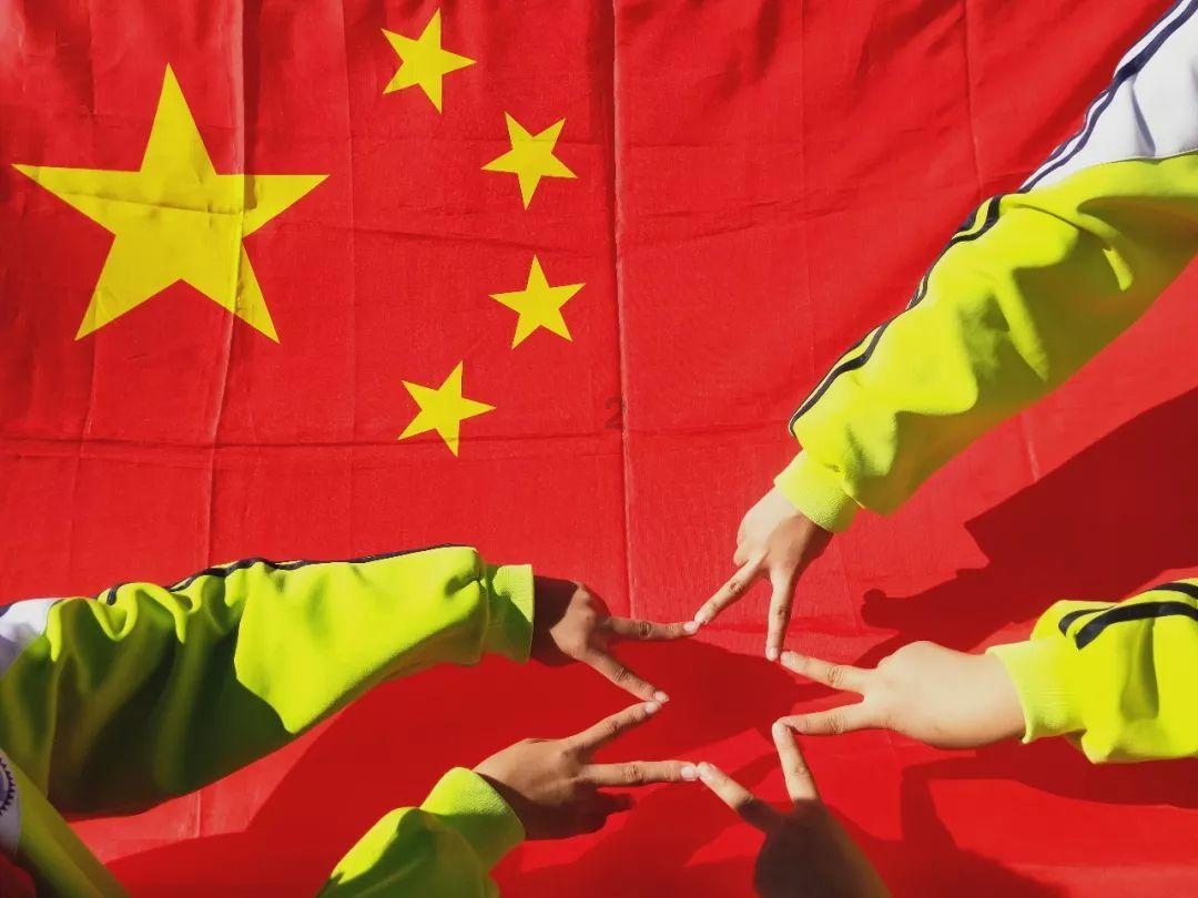 探索考试从18分进步到60分,男孩爸爸摆席庆祝,怎样看待这种父子关系呢?热门话题 | 考试从18分进步到60分,男孩爸爸摆席庆祝,怎样看待这种父子关系呢?红迪网平台